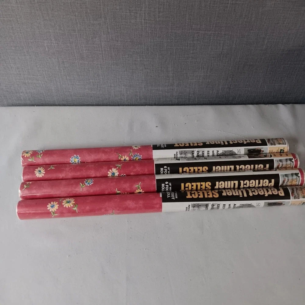 Griptex Perfect Shelf Liner Daisy Red Floral Cottagecore Lot 4 Rolls 18